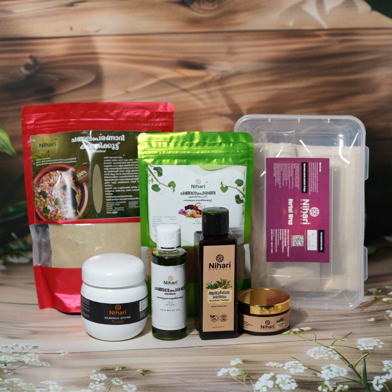 Pain Relief Full kit : Ayurbala Thailam 200ml + Changalamparanda Thailam 100ml + Ayurbala Balm 50gm + Vajranga Lehyam 300gm + Changalamparandadhi Chammanthipodi 200gm + Changalamparandadhi Kanjikootu 525gm + Herbal Wrap ₹2555/-